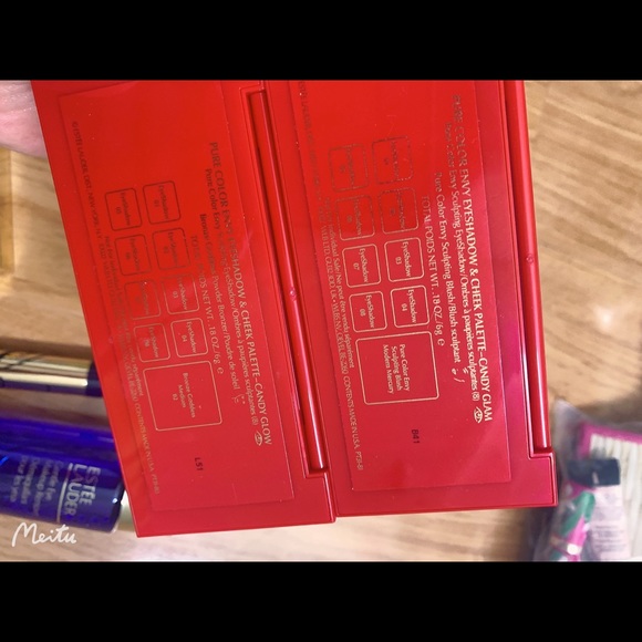 6 Full Size Estee Lauder Makeup Set - Picture 6 of 6